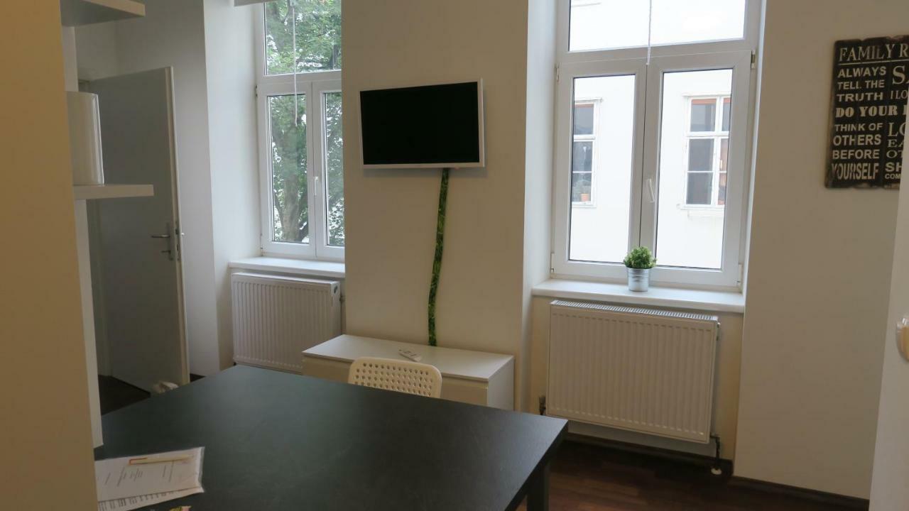 2 Zimmer Wohnung Wenen Buitenkant foto