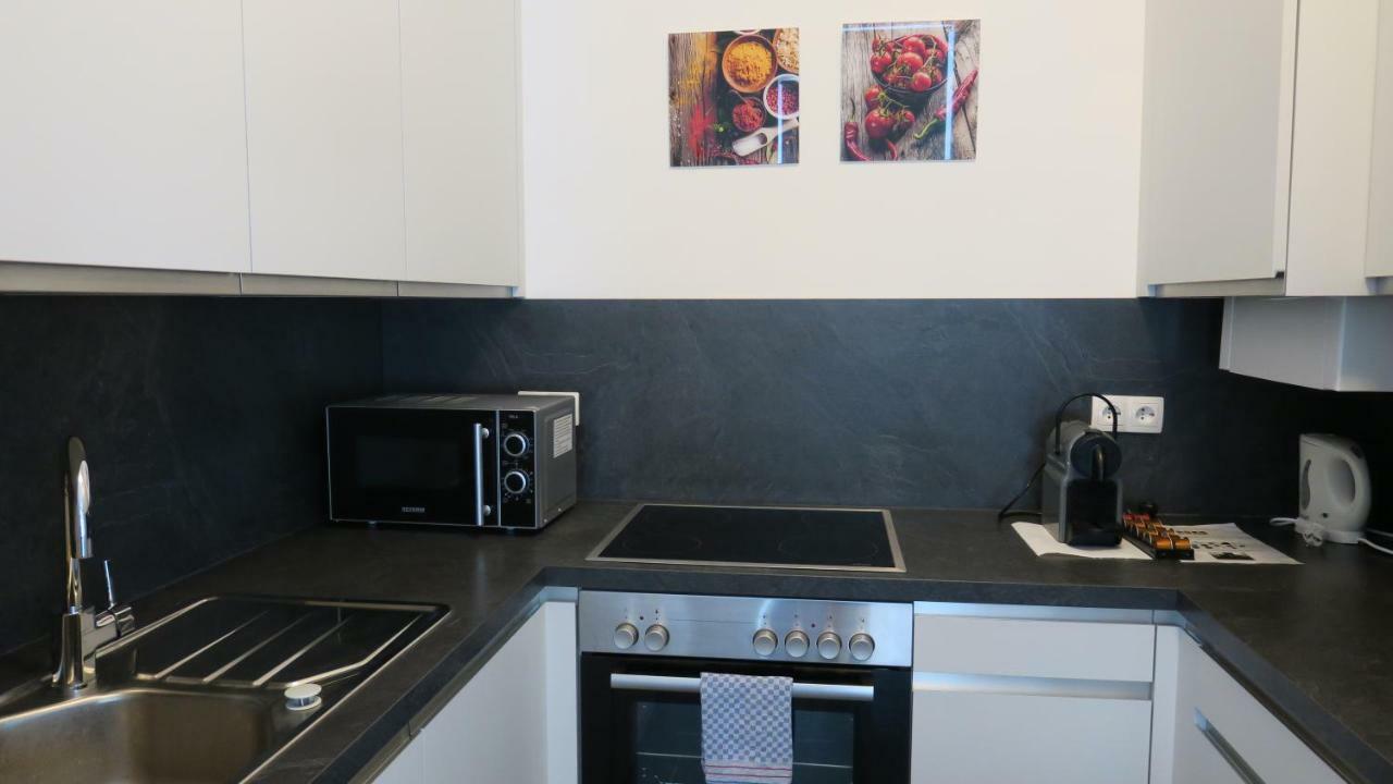 2 Zimmer Wohnung Wenen Buitenkant foto